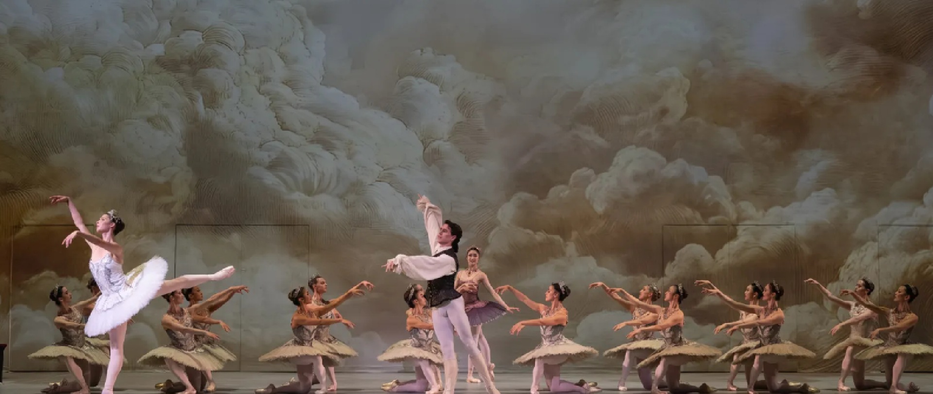 ENGLISH NATIONAL BALLET PRESENTS THE SLEEPING BEAUTY